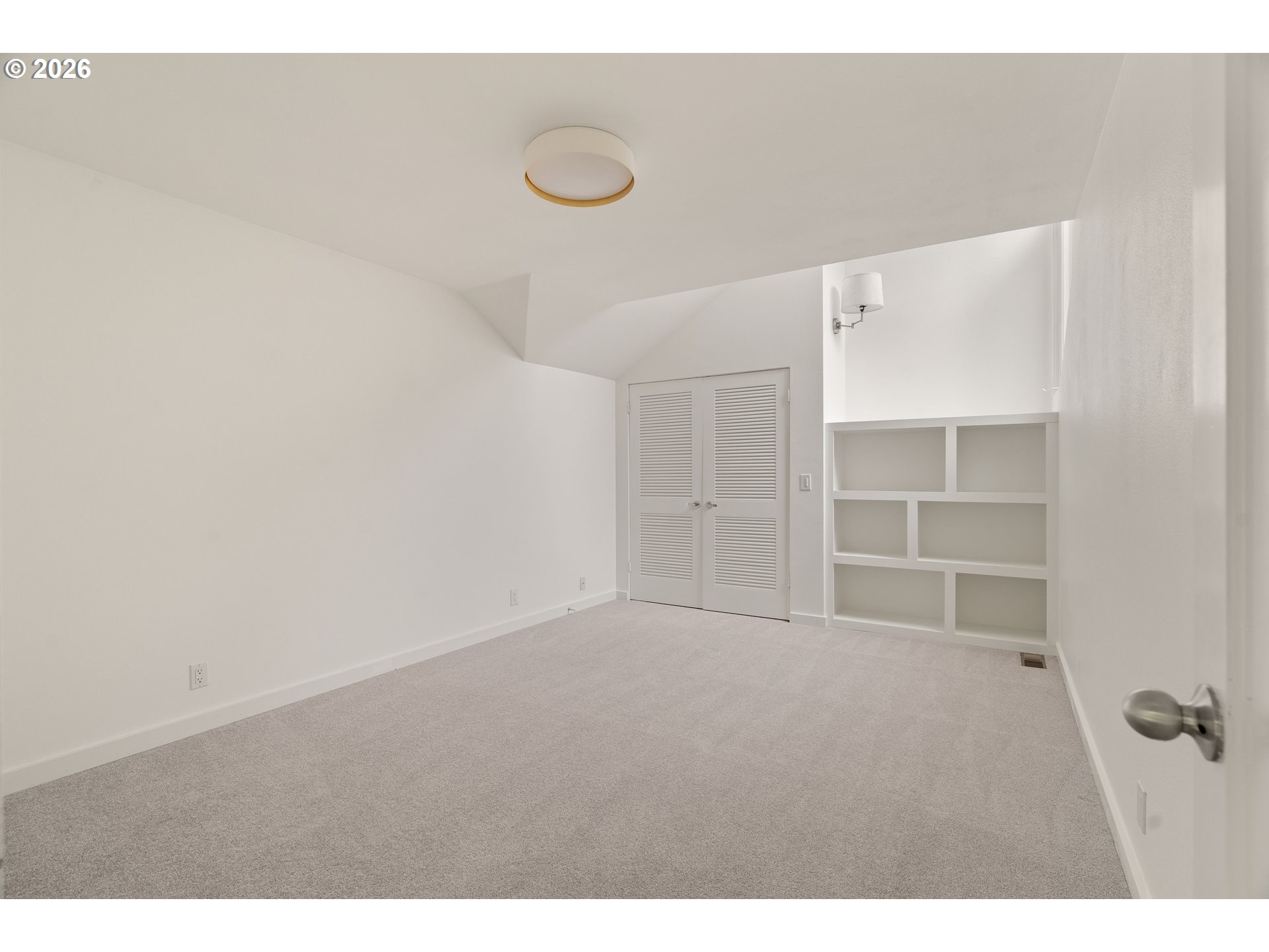710 NW WINCHESTER TER
