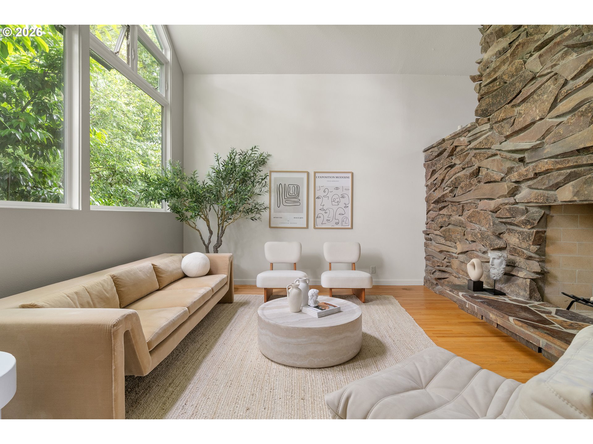 710 NW WINCHESTER TER
