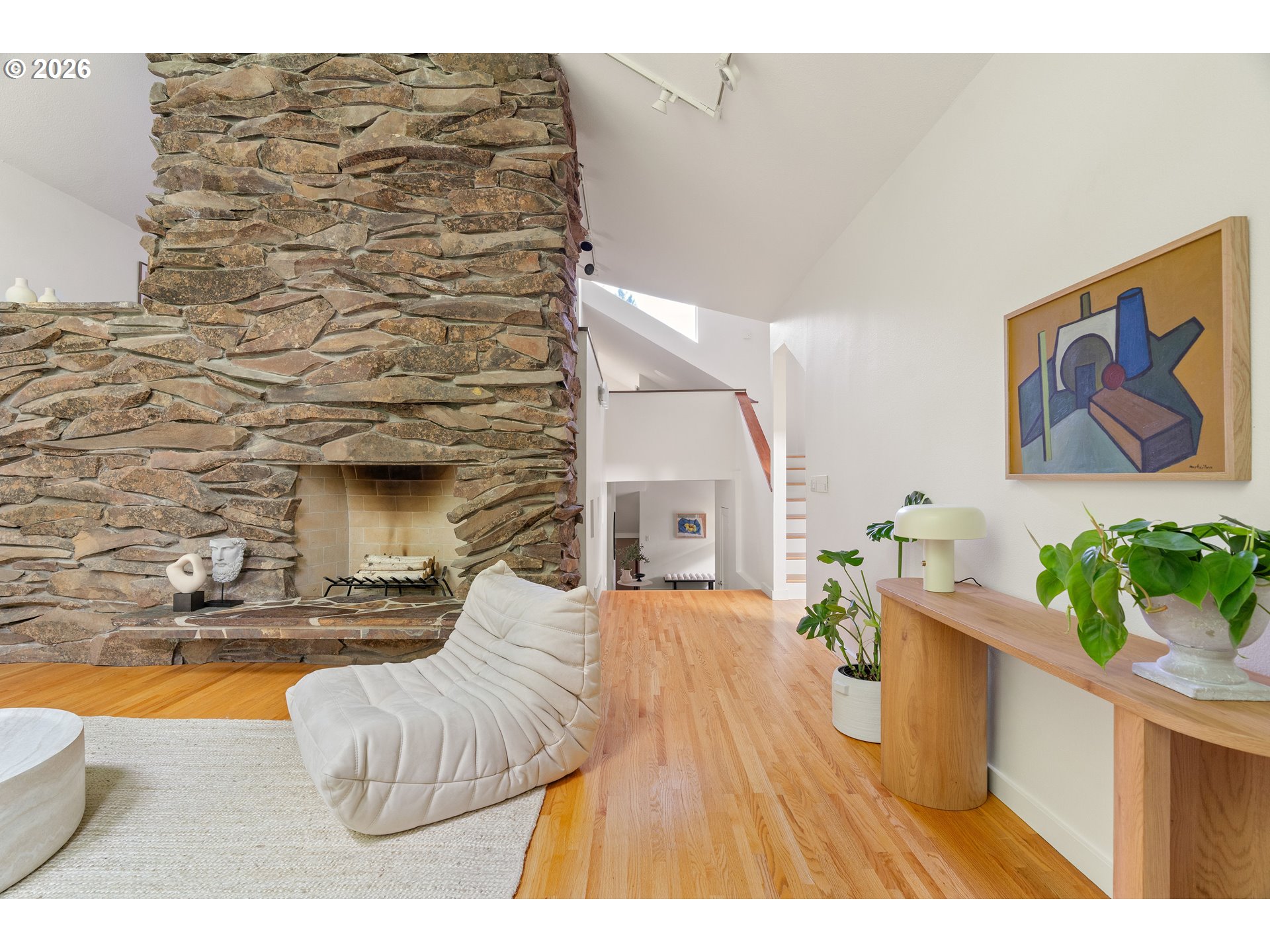 710 NW WINCHESTER TER
