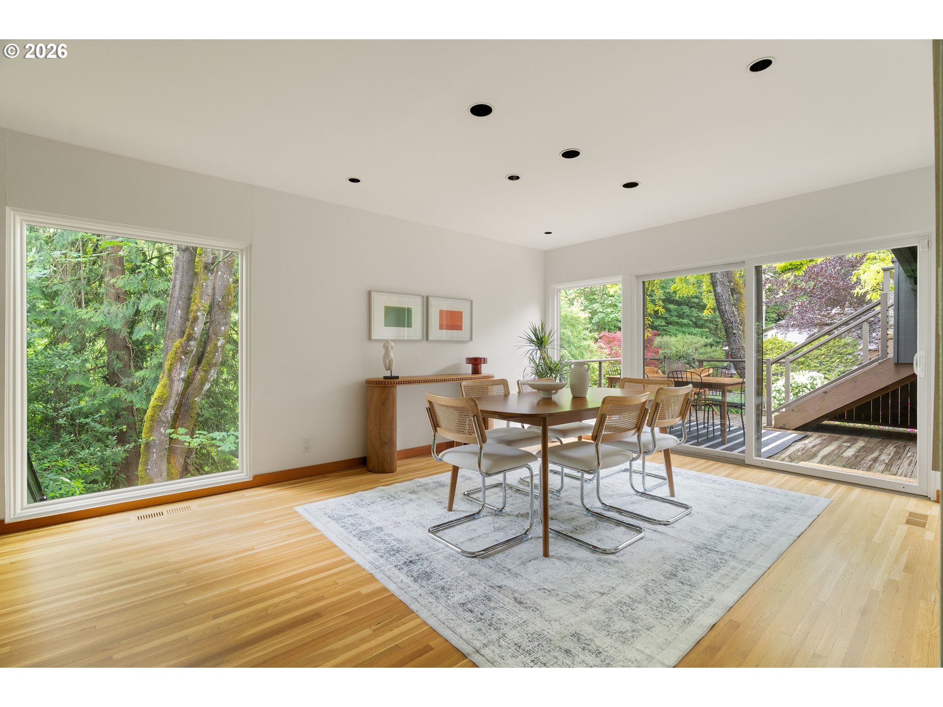 710 NW WINCHESTER TER