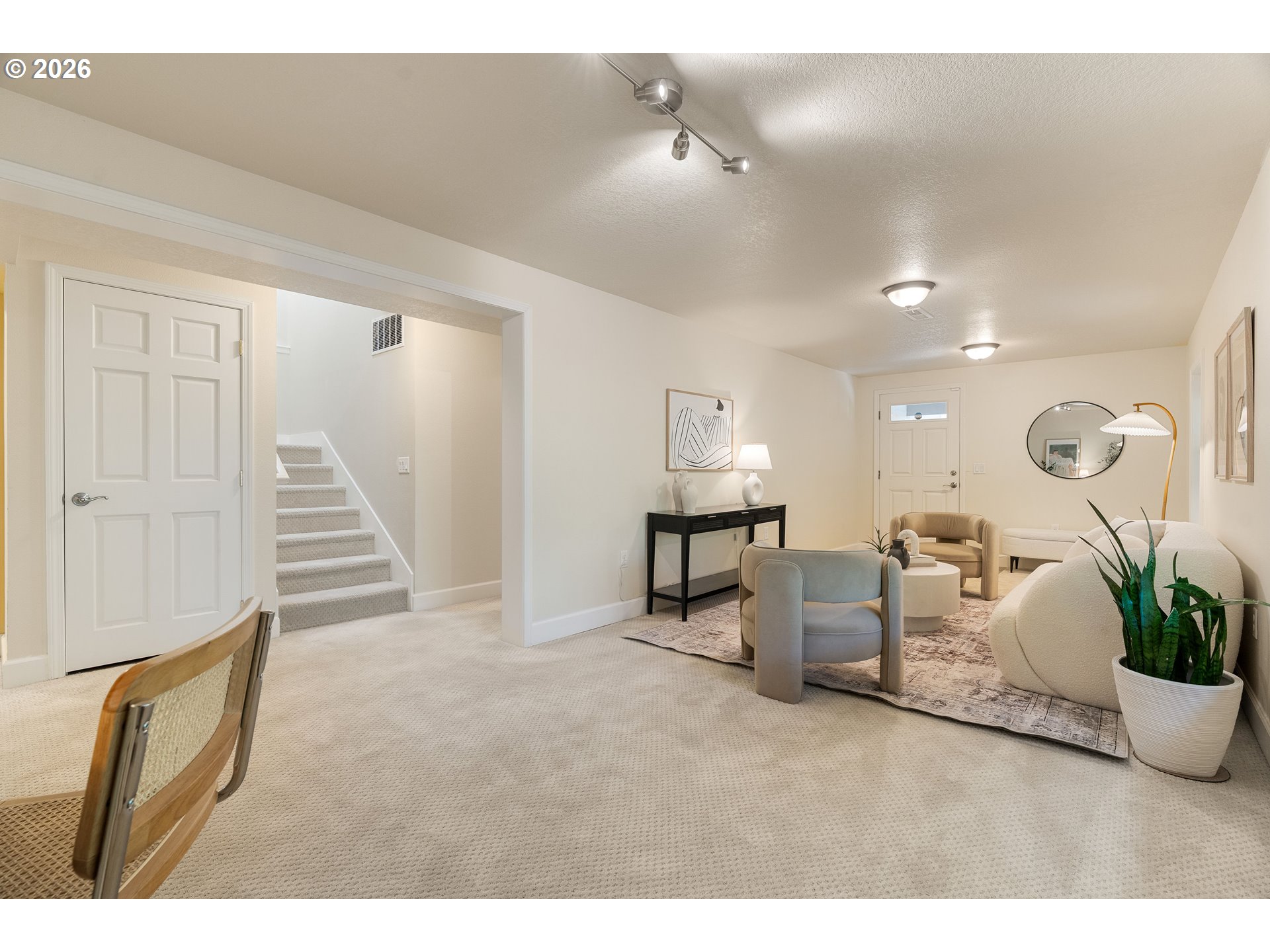 1005 S SHORE BLVD