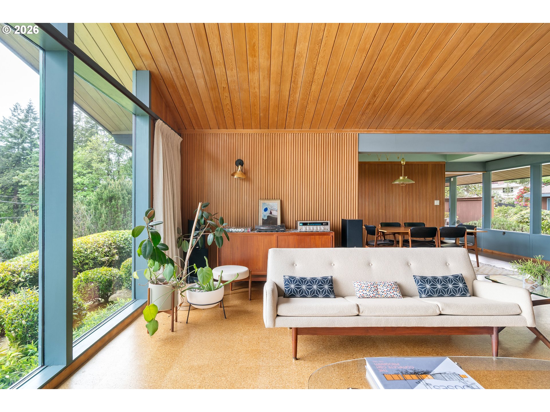 4014 SW ALTADENA AVE