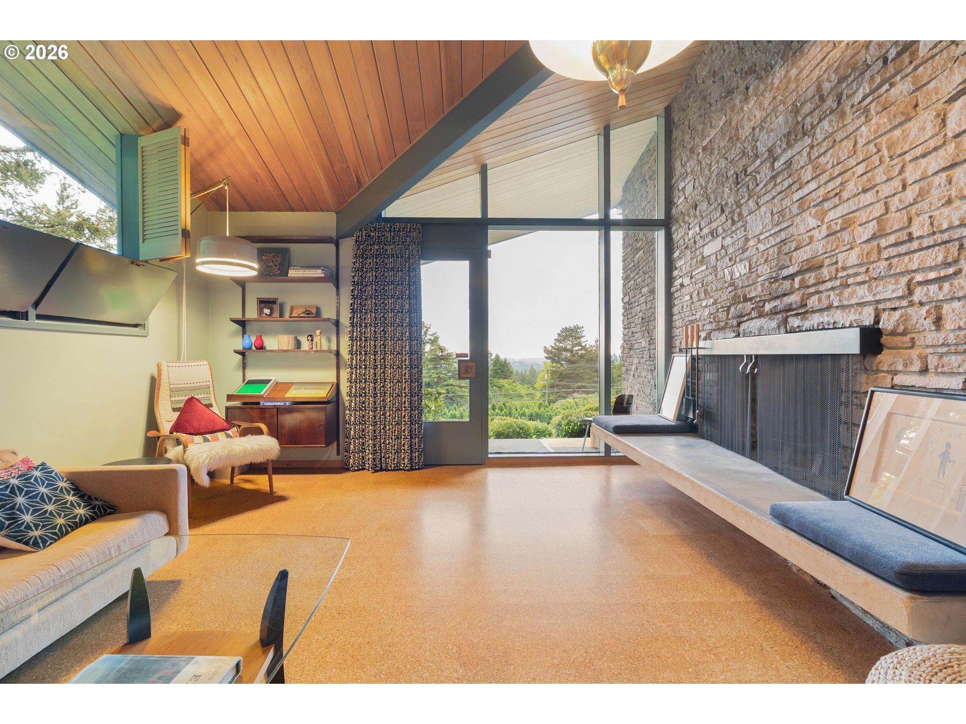 4014 SW ALTADENA AVE