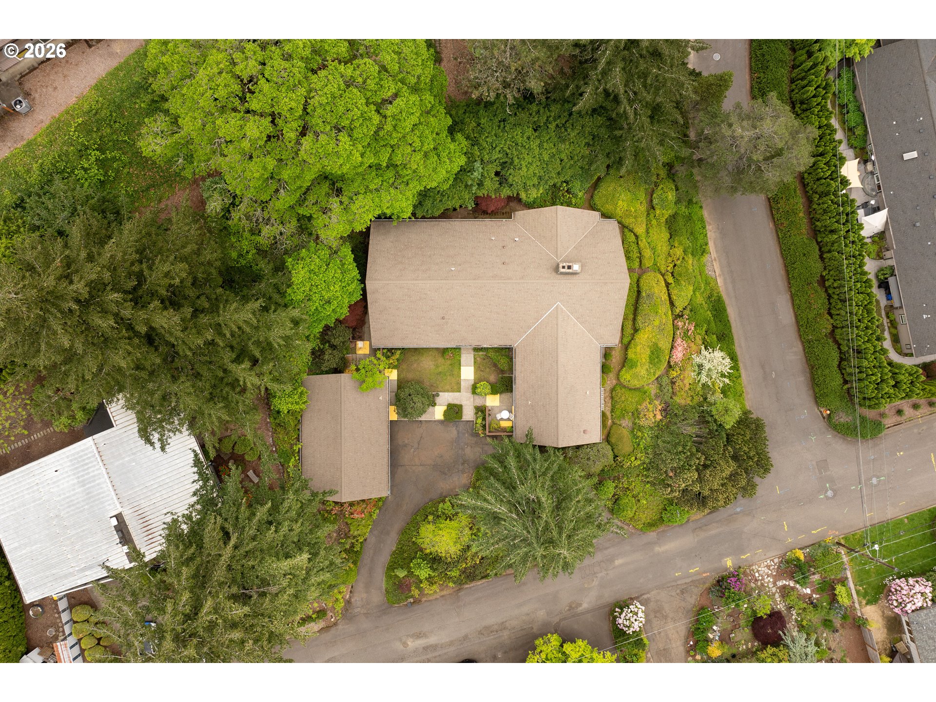 4014 SW ALTADENA AVE