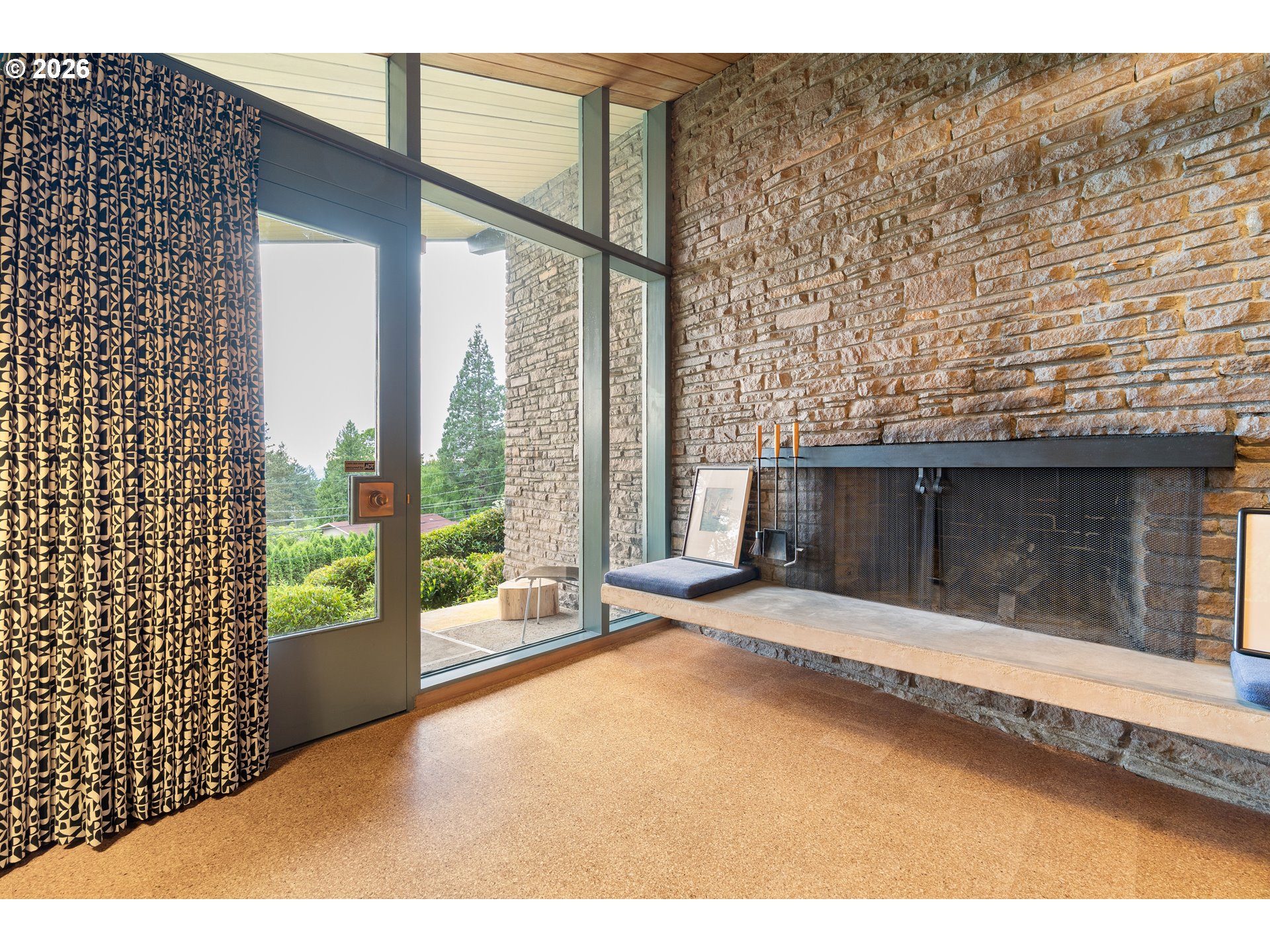 4014 SW ALTADENA AVE