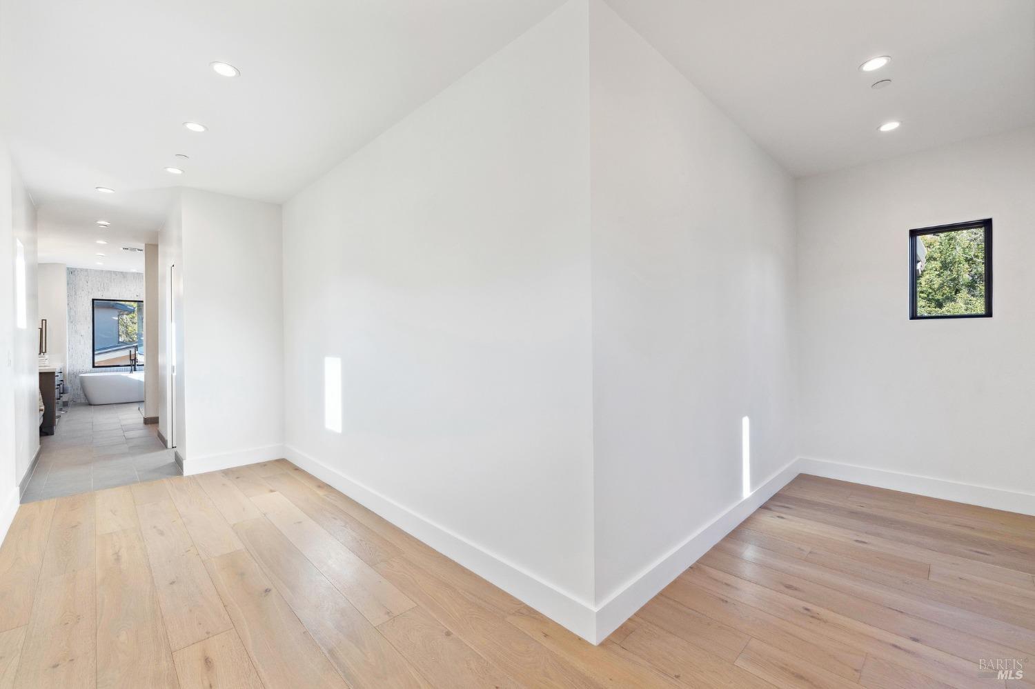 272 Linden Lane