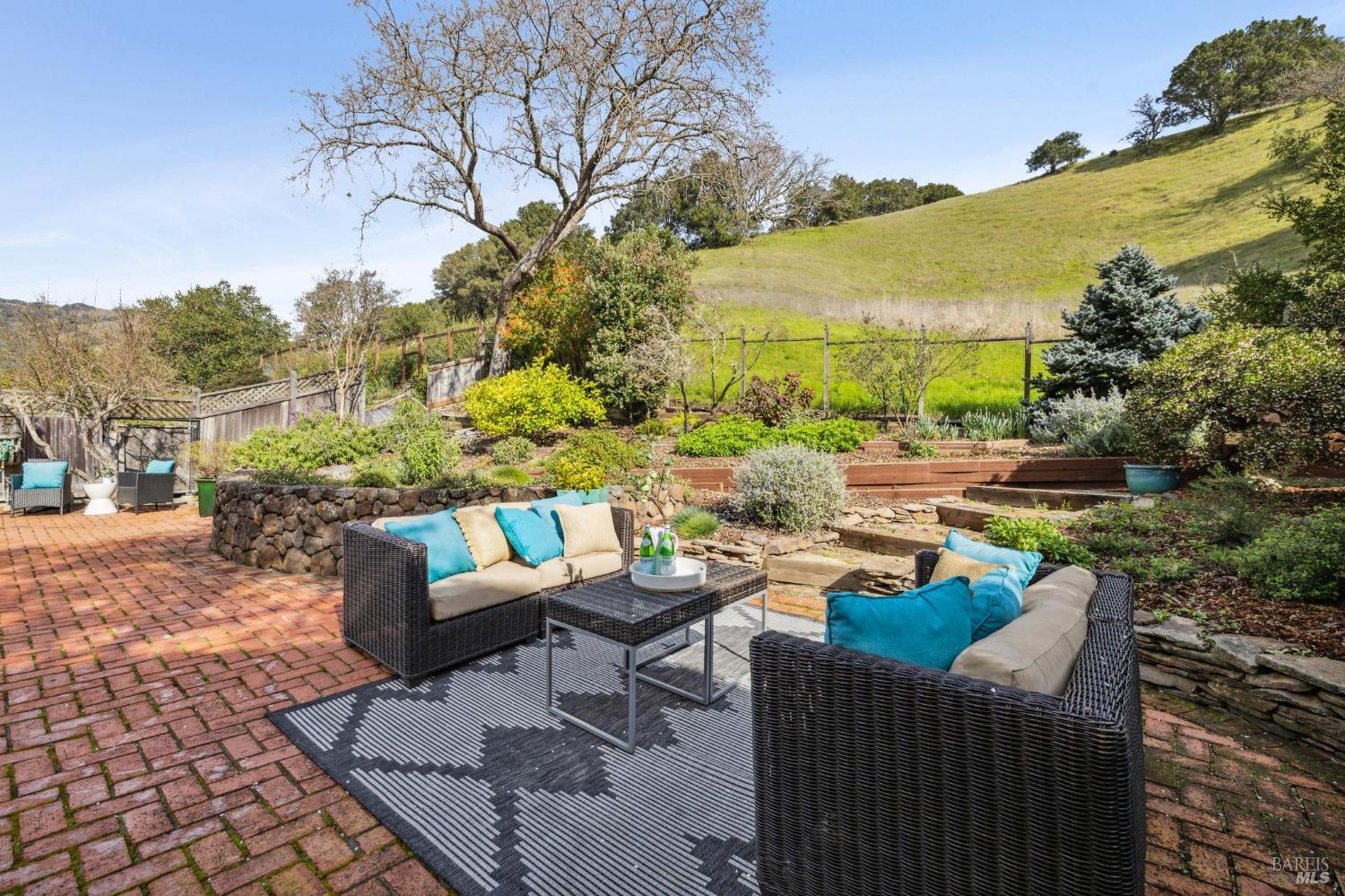 31 Tan Oak Circle