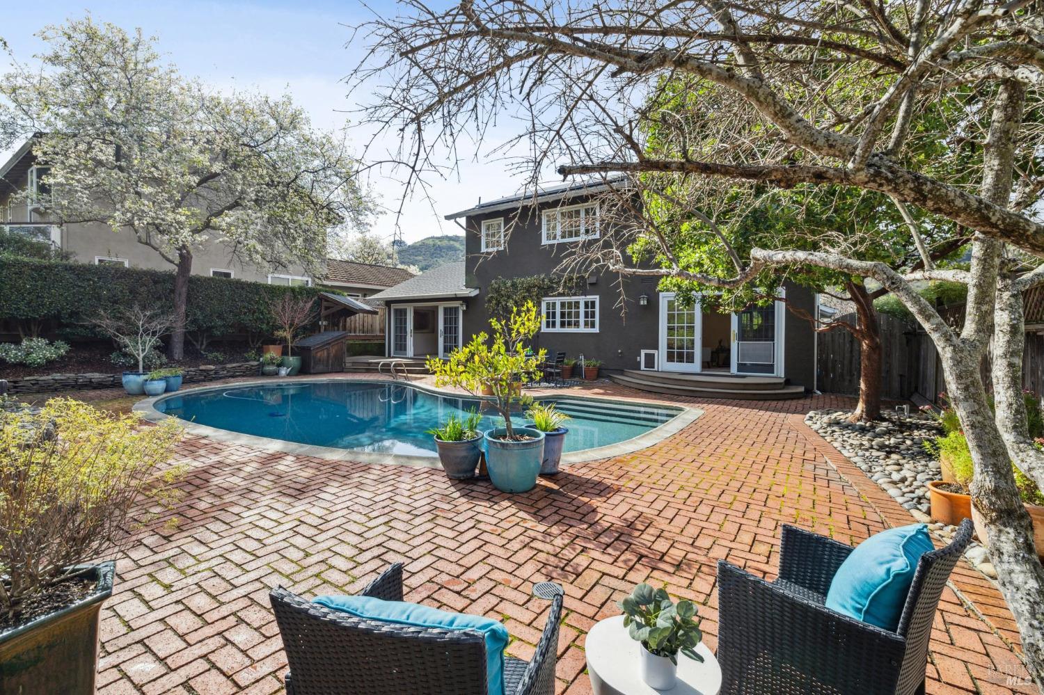 31 Tan Oak Circle