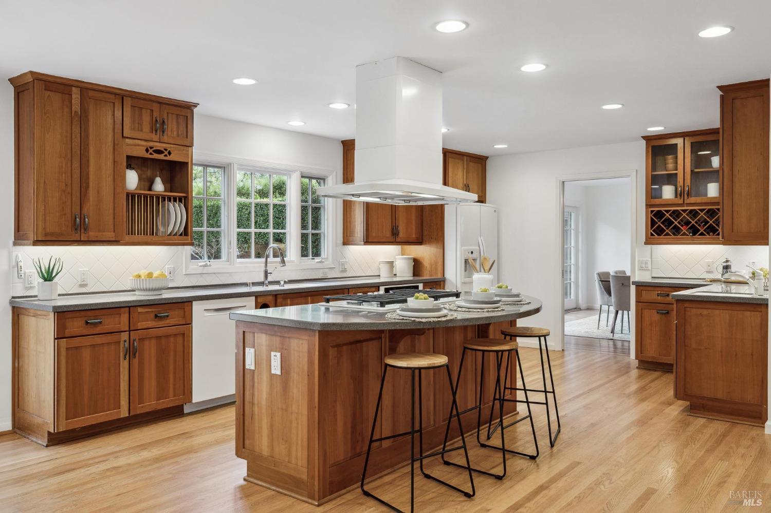 31 Tan Oak Circle