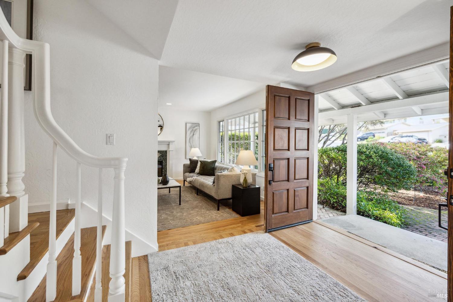 31 Tan Oak Circle