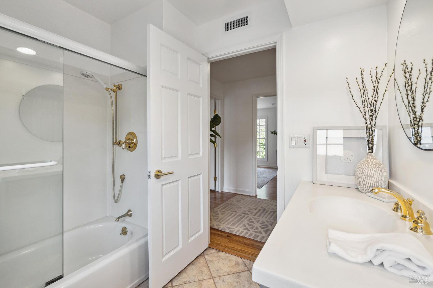 31 Tan Oak Circle