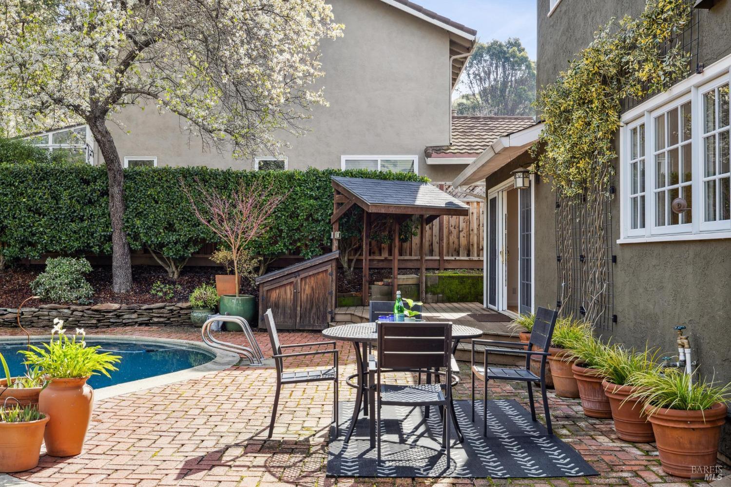 31 Tan Oak Circle