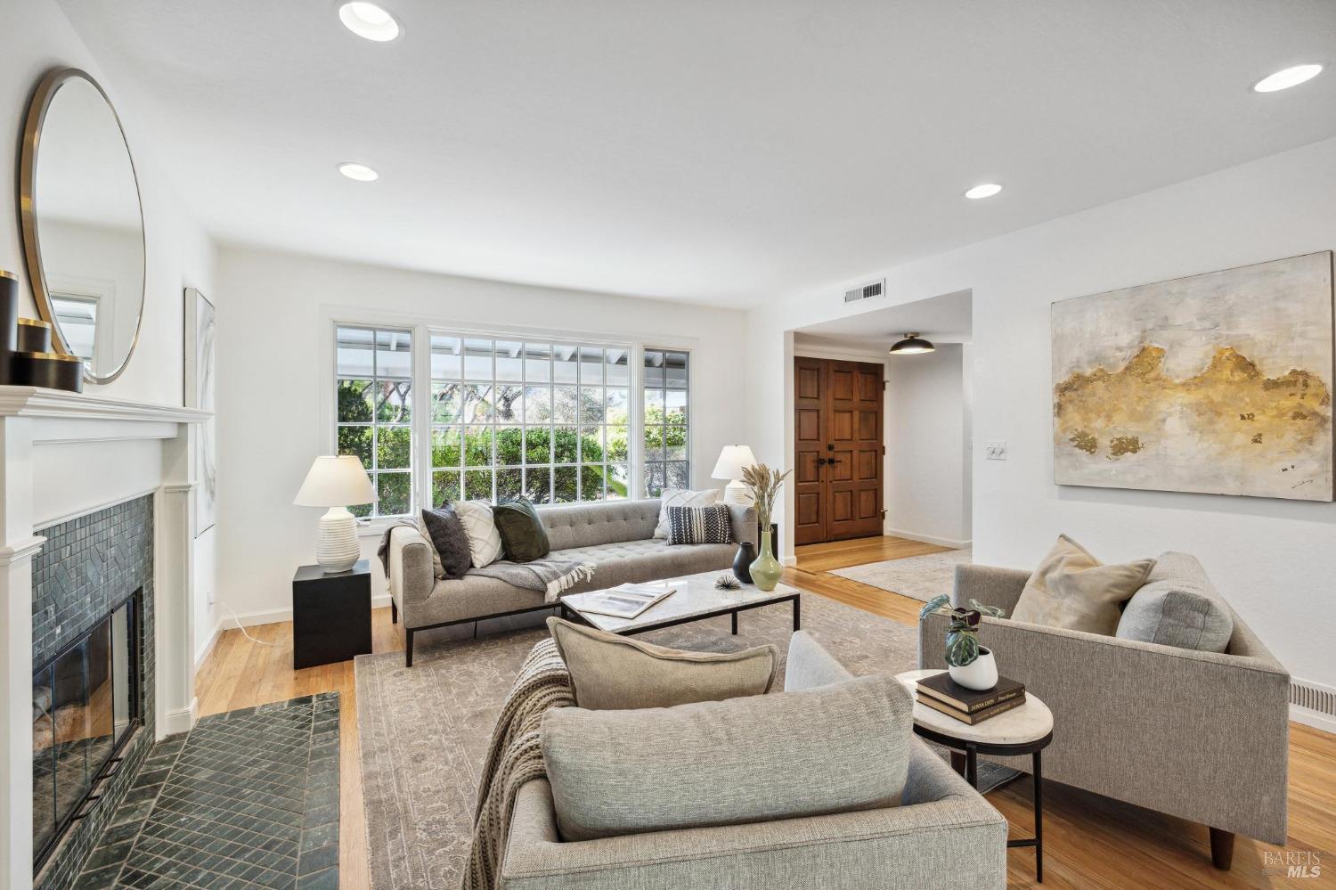 31 Tan Oak Circle