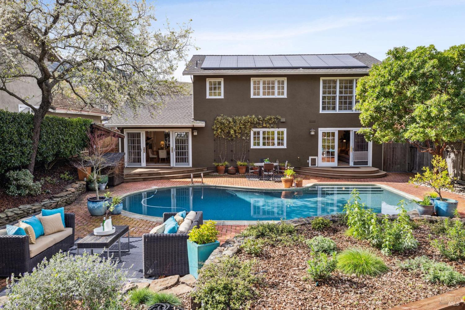 31 Tan Oak Circle