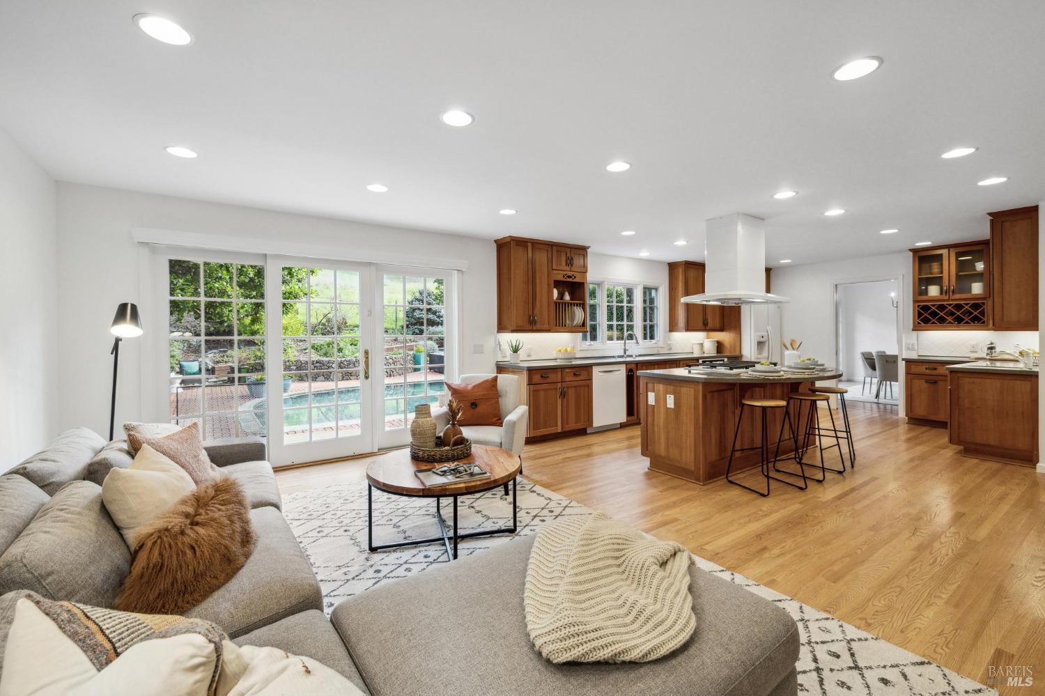 31 Tan Oak Circle