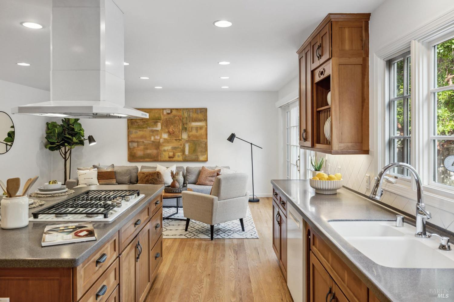 31 Tan Oak Circle
