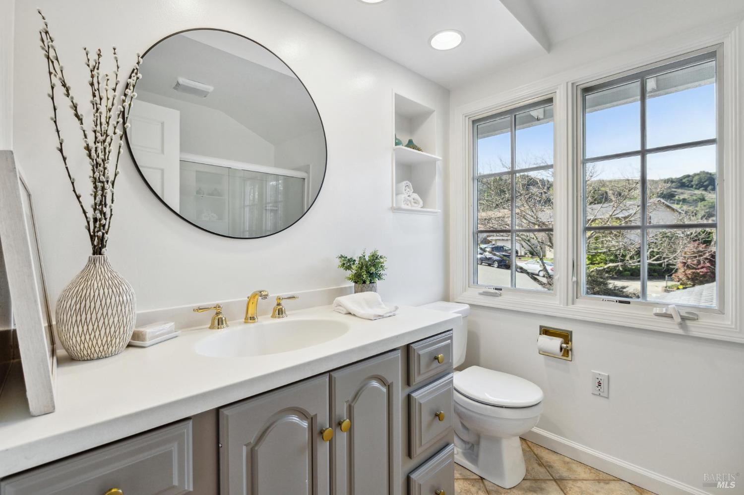 31 Tan Oak Circle