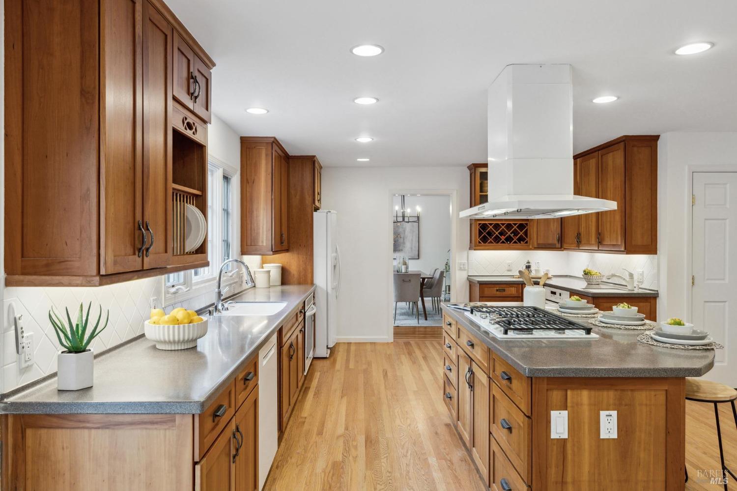 31 Tan Oak Circle