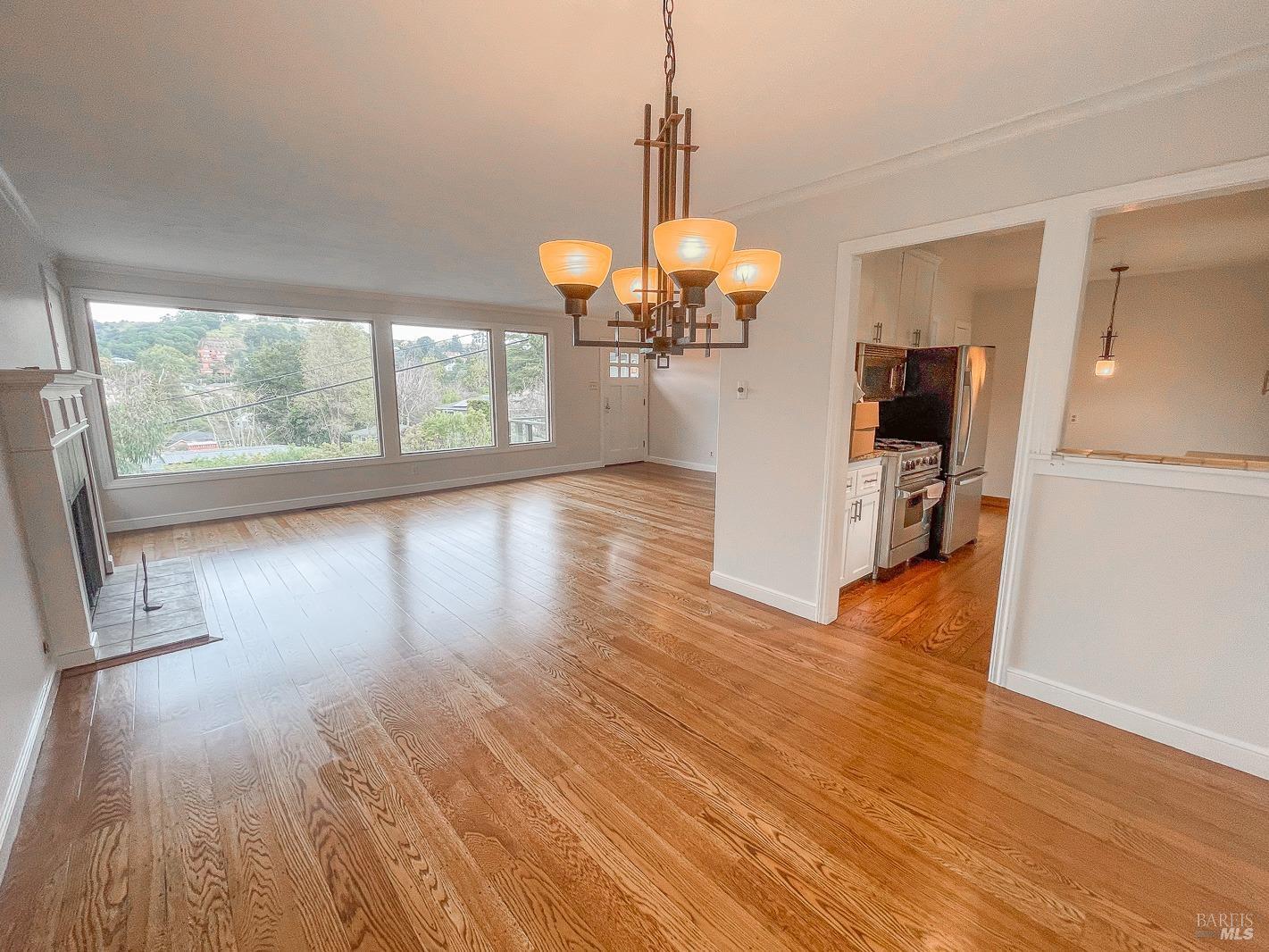 112 Reed Boulevard