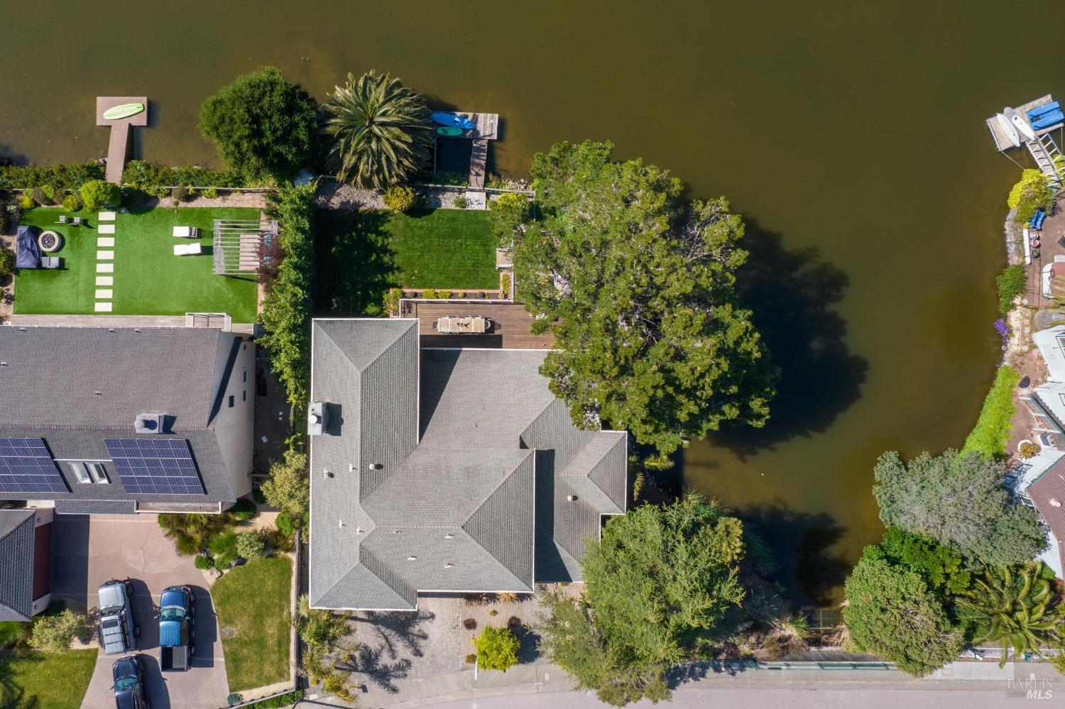 31 Lagoon Road