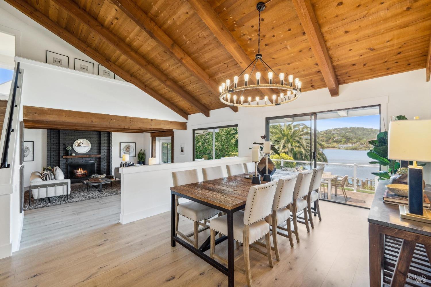 31 Lagoon Road