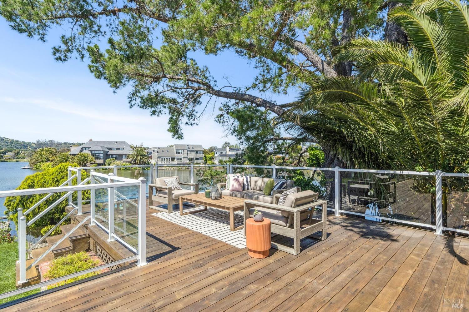 31 Lagoon Road