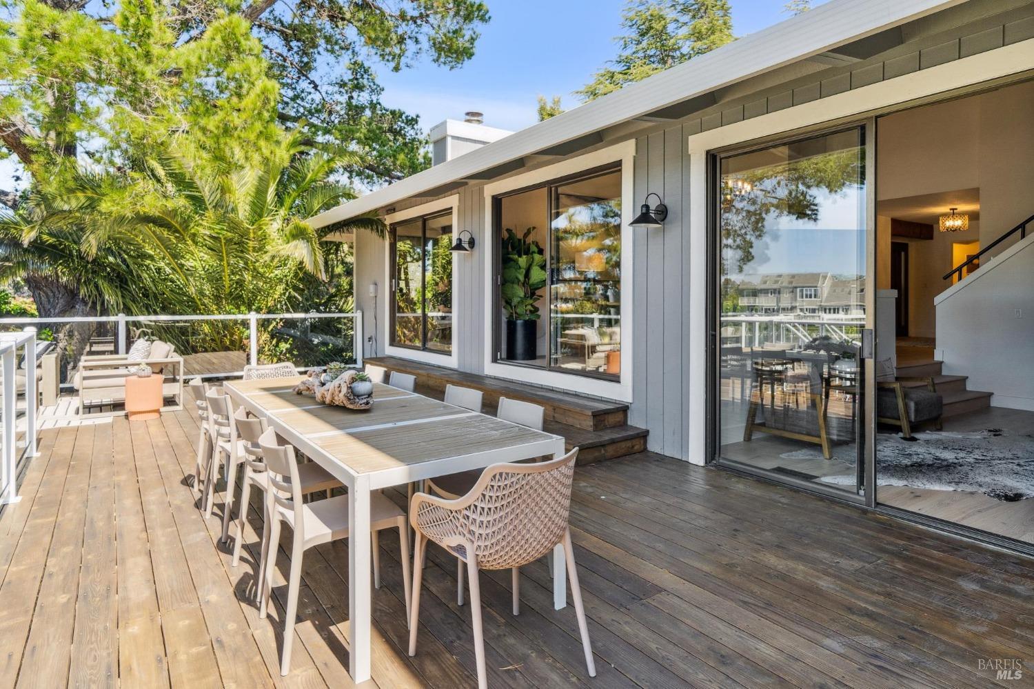 31 Lagoon Road