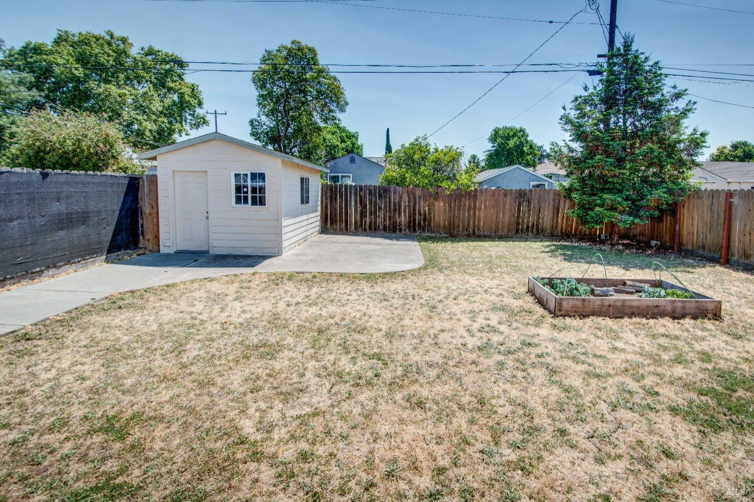 816 Modoc Street