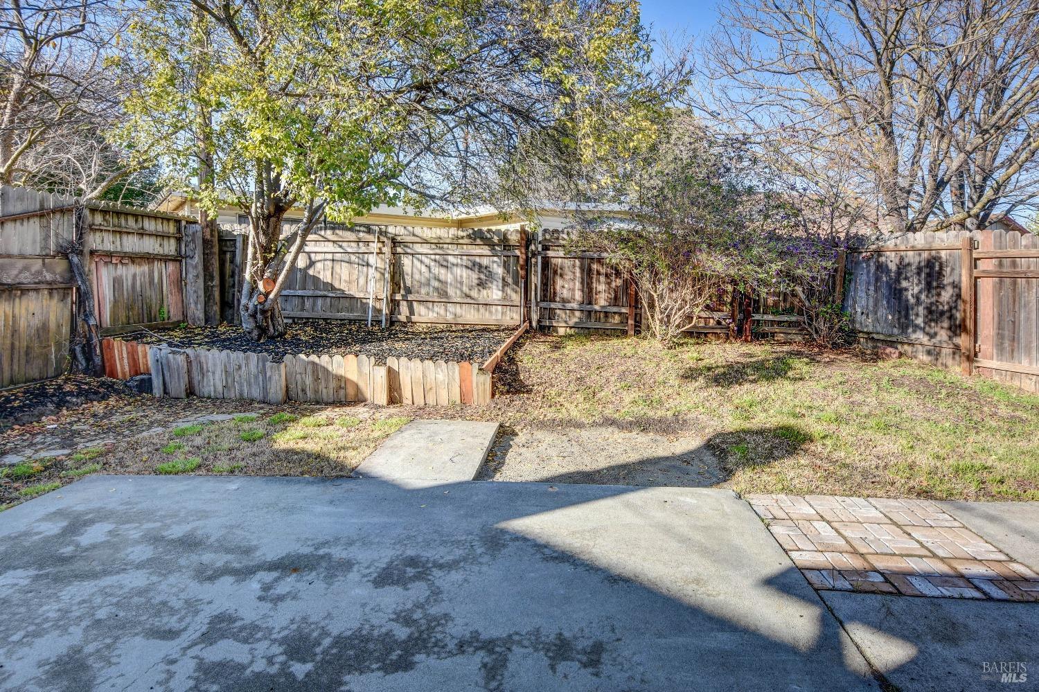 232 Santa Barbara Way