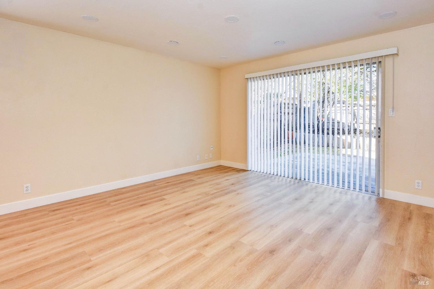 232 Santa Barbara Way