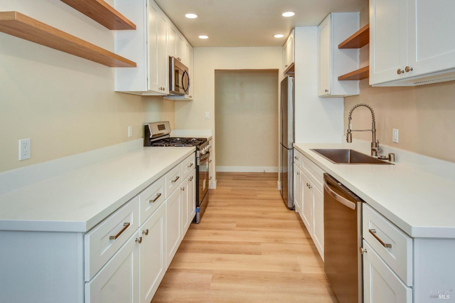 232 Santa Barbara Way