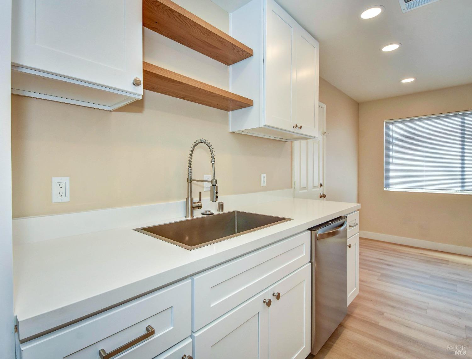 232 Santa Barbara Way