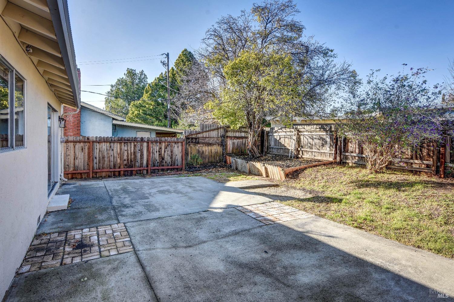 232 Santa Barbara Way