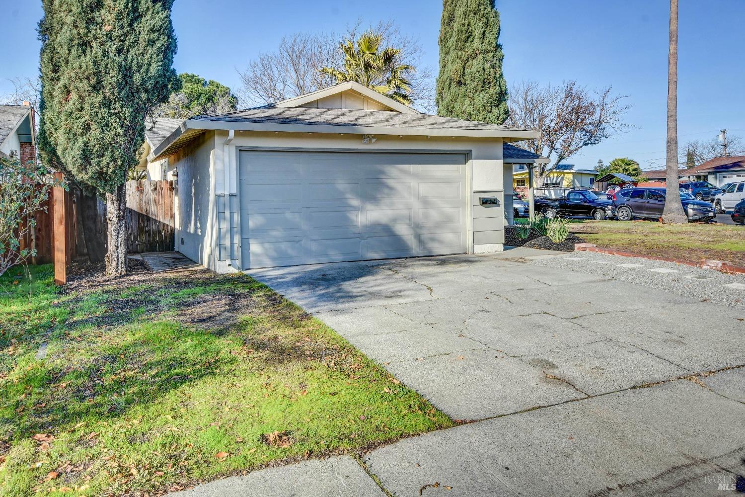 232 Santa Barbara Way