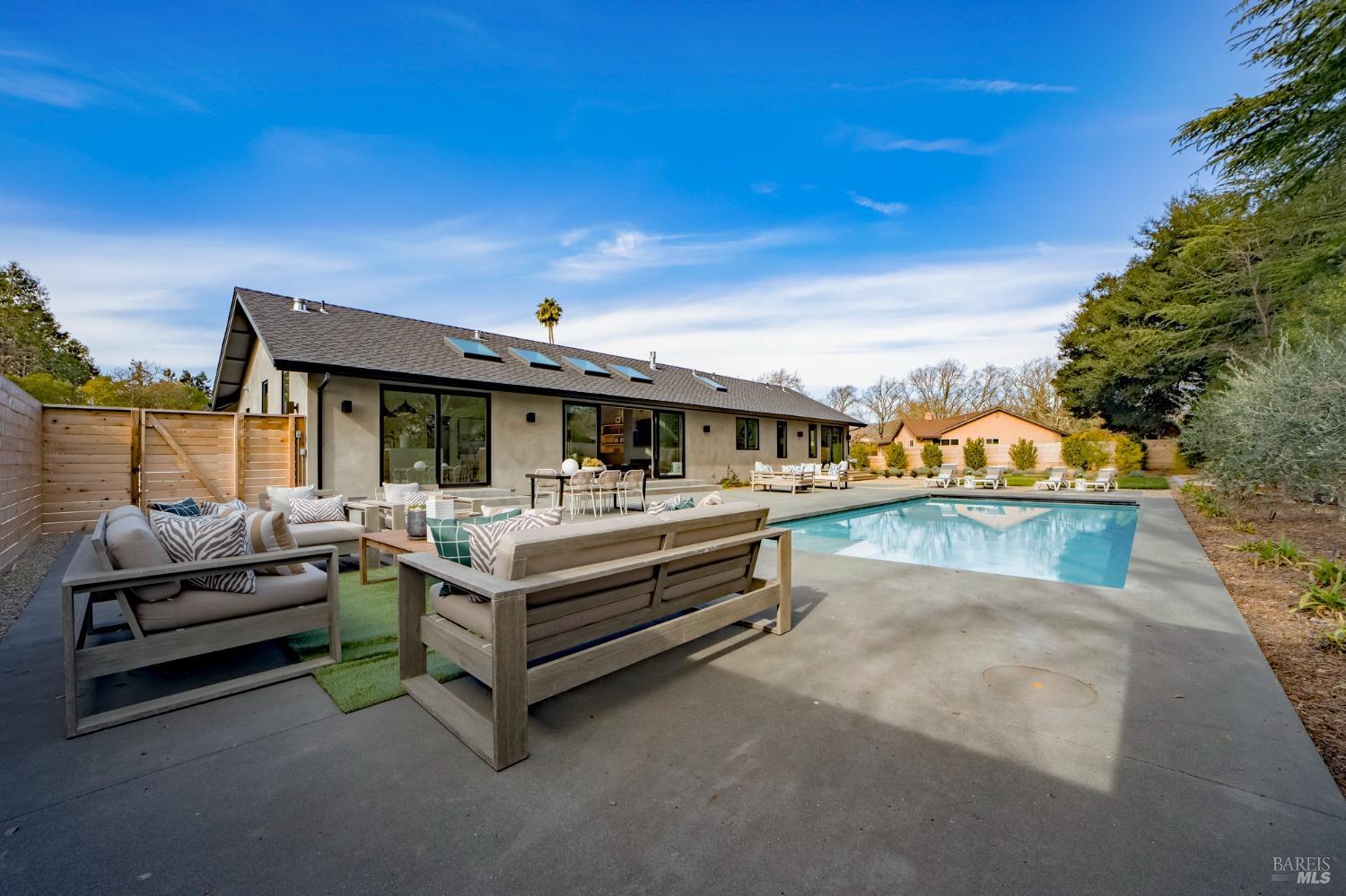 20018 Saint Germain Lane