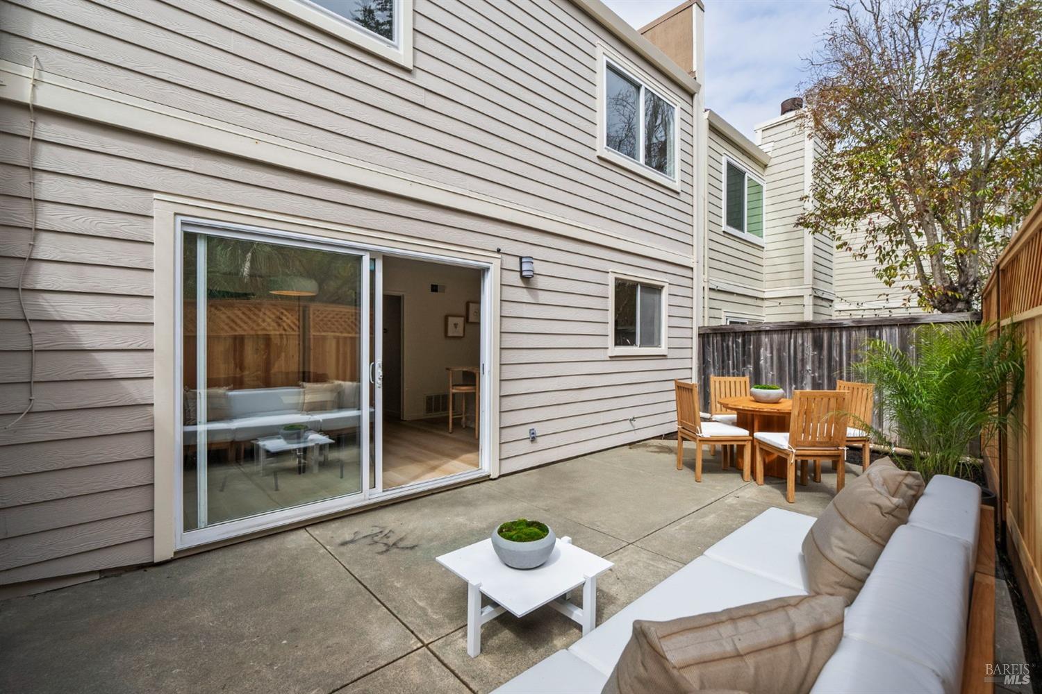 47 Mariner Green Drive