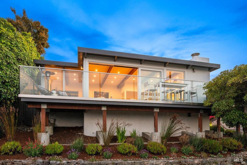 33 Wray Ave