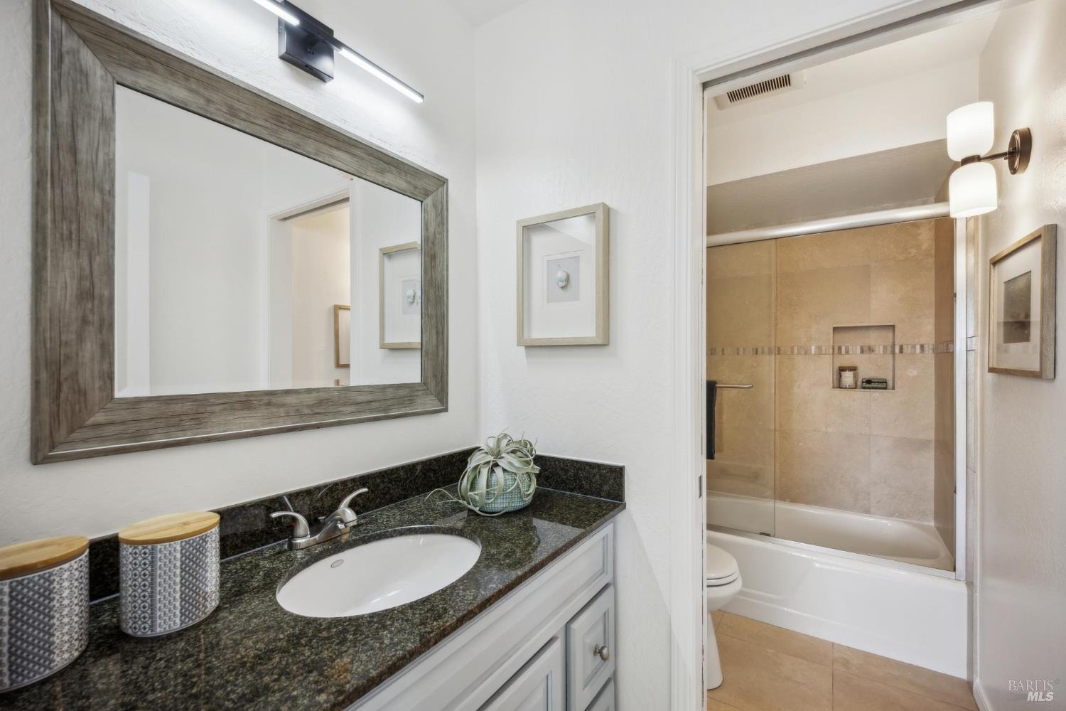 15 Harbor Oak Drive # 12