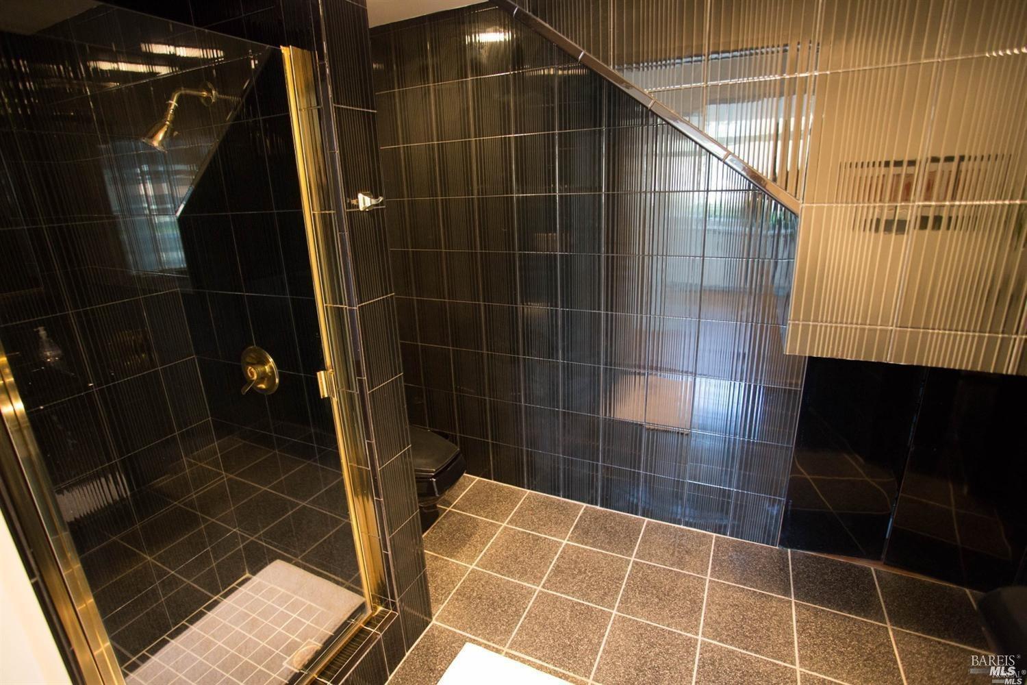 3224 Shelter Bay Avenue