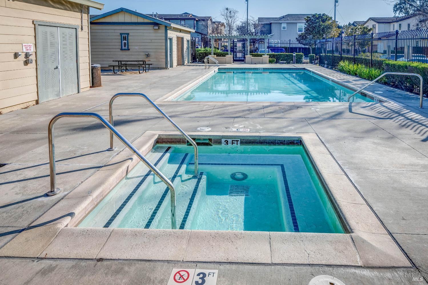 1652 Glenmore Drive