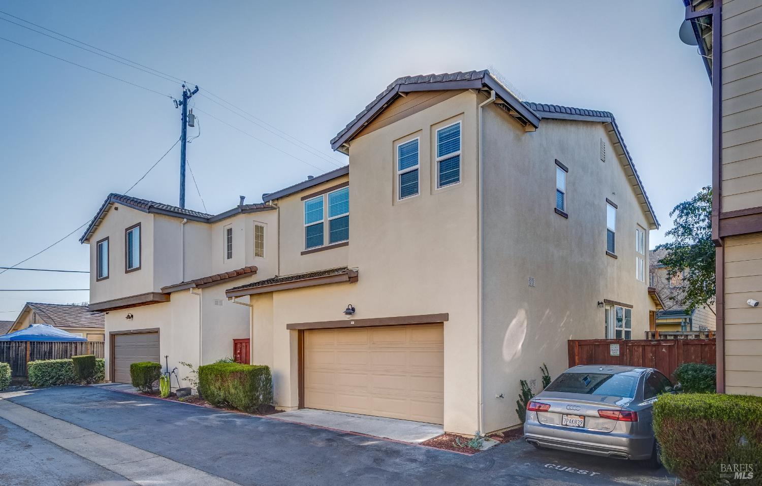 1652 Glenmore Drive