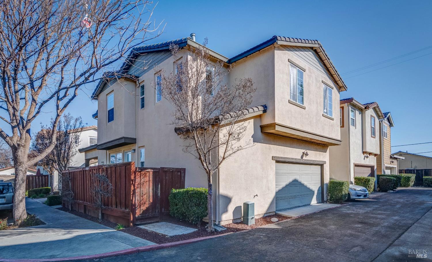 1660 Glenmore Drive