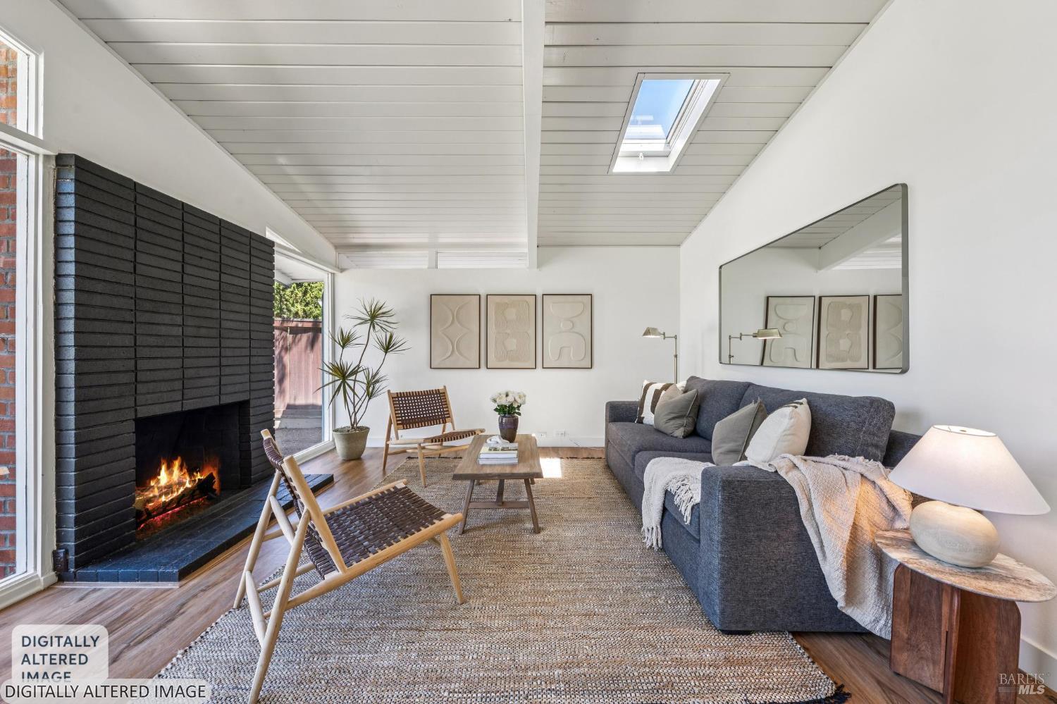 384 Hibiscus Way