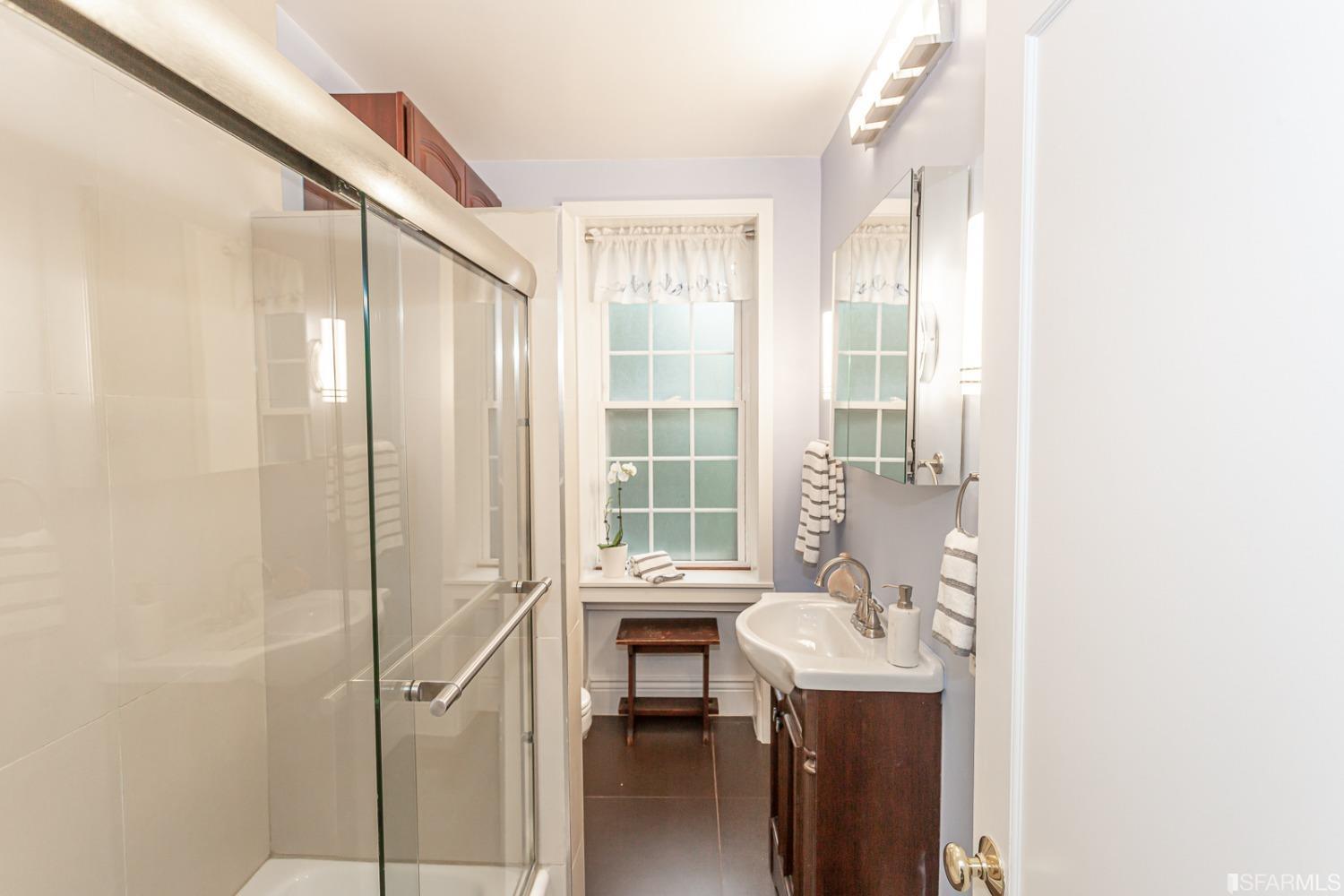735 Geary Street Unit: 204