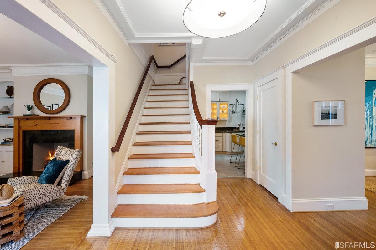 1020 Union Street Unit: 8