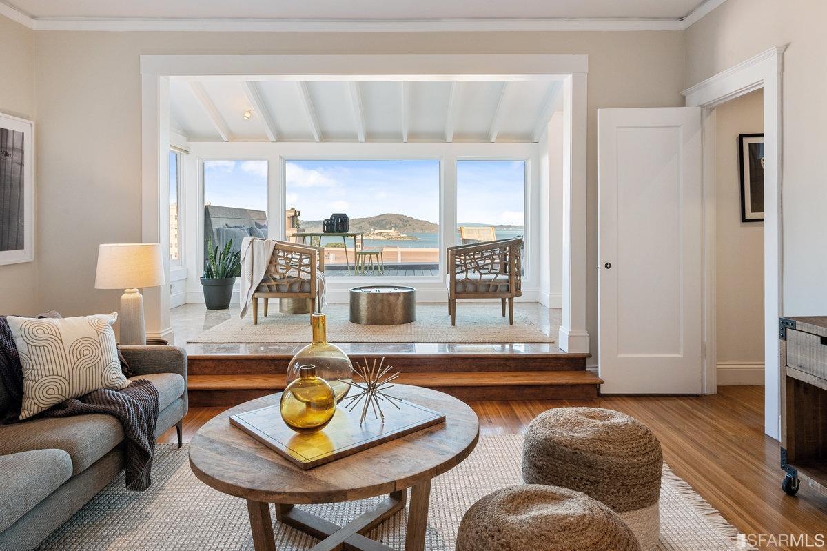 1020 Union Street Unit: 8