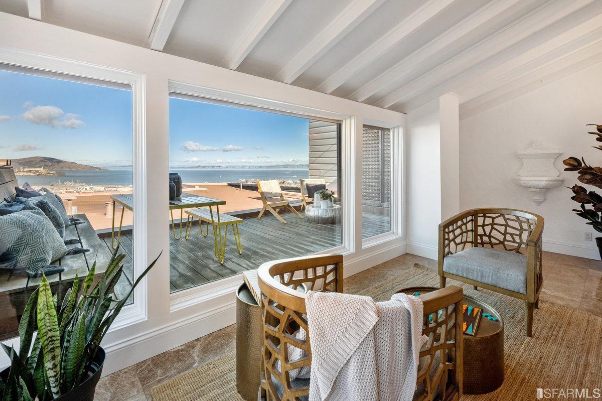 1020 Union Street Unit: 8
