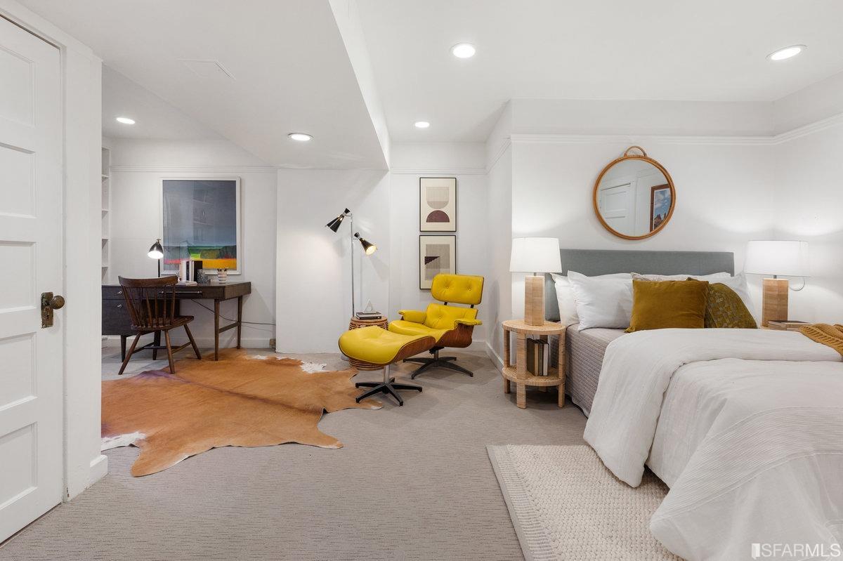 1020 Union Street Unit: 8