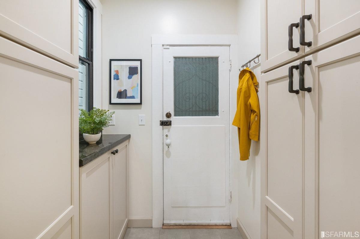 1020 Union Street Unit: 8