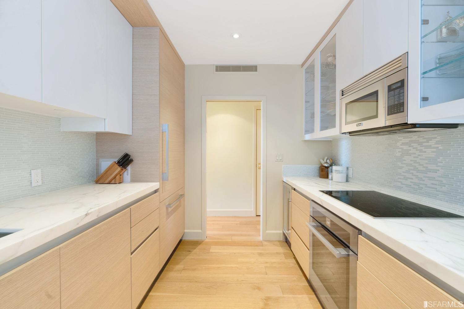 1150 Sacramento Street Unit: 303